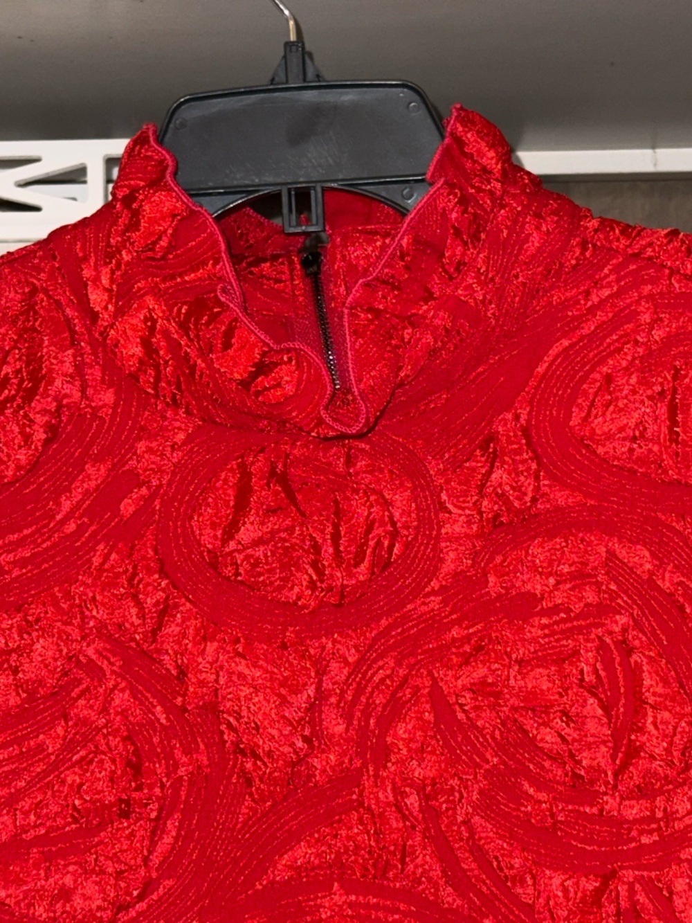 IC collection red textured tunic mock ruffle neck zip back Large L - Picture 4 of 5